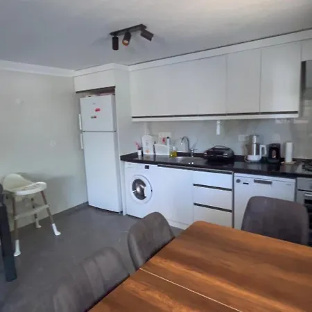 Apartamento Aksu , Tam Donanimli Havuzlu Tesisimiz Muhafazakar Ailelere Yoenelliktir *