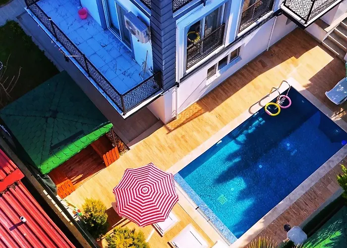 Aksu , Tam Donanimli Havuzlu Tesisimiz Muhafazakar Ailelere Yoenelliktir Apartament *